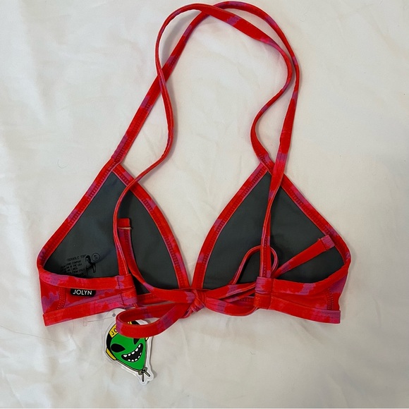 Triangle Top - Picture 2 of 3